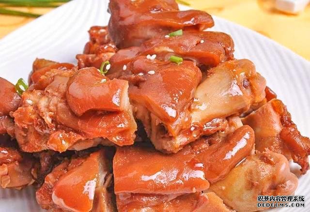 無論鹵什么肉，放入這4種香料，鹵出的肉比買的還要香