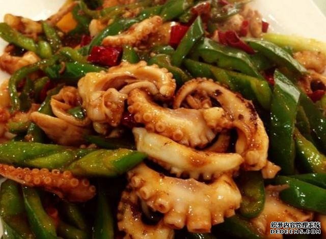 這種海鮮價格不貴，簡單炒一炒即可，味美多滋口感特棒