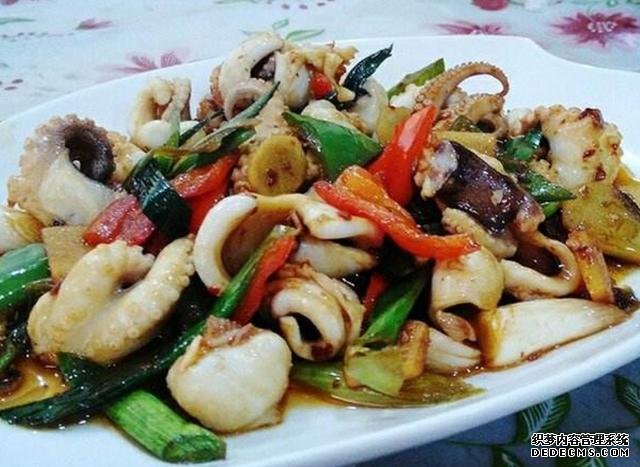 這種海鮮價格不貴，簡單炒一炒即可，味美多滋口感特棒