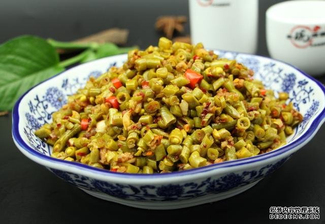 家常下飯美味——酸豆角肉沫，一頓讓我吃兩碗飯