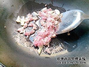 雜蔬肉末炒粉絲最好吃的做法，脆爽Q彈不粘鍋，色香味俱全