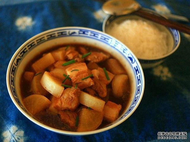 學(xué)會(huì)這樣做梨子燉肉，真是太香了，美味解饞超好吃，上桌就掃光