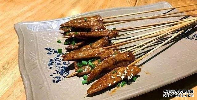 吃燒烤必點(diǎn)的5葷5素，包你不虧本，老板直呼：遇到“對(duì)手”了