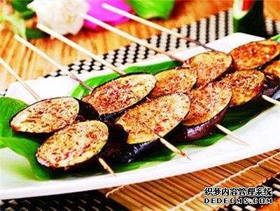 吃燒烤必點(diǎn)的5葷5素，包你不虧本，老板直呼：遇到“對(duì)手”了