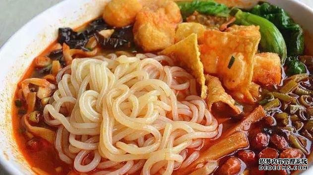 中國以“臭”為美的4種美食，臭豆腐上榜，吃過的都是“勇士”