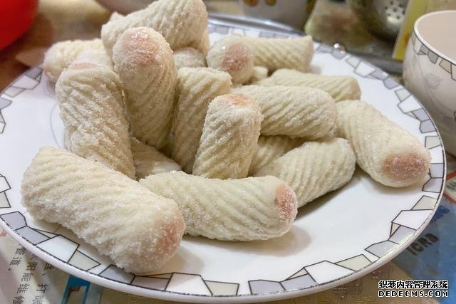 假期快結(jié)束，家里食材剩太少，湊齊食材，也要做頓簡單“大餐”
