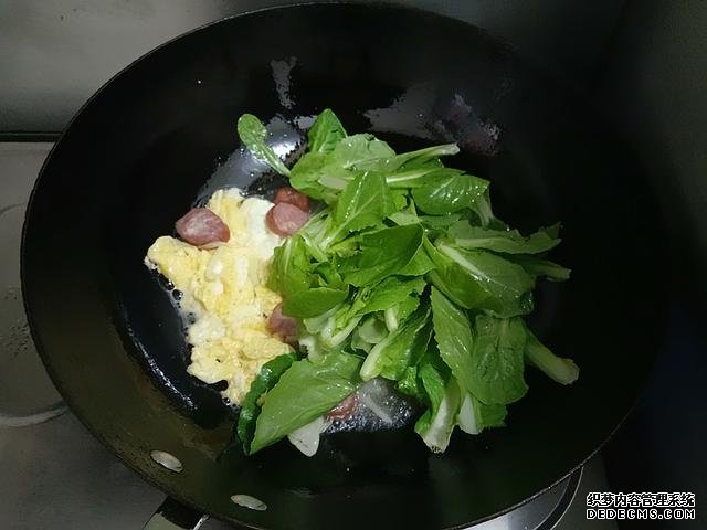好吃到舔盤(pán)的時(shí)蔬炒面，十分鐘搞定，不知吃什么的時(shí)候，就吃它吧