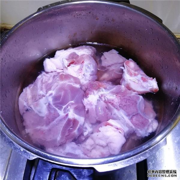 老公隔三差五就饞這菜，1斤才12元，比紅燒肉香多了，1周吃1次