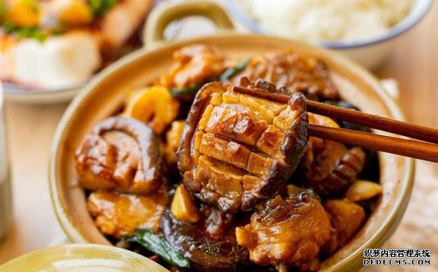 上桌比肉還搶手的6道美食，宅家期間一天學(xué)一樣，一周不重樣
