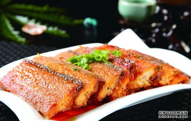 15道葷菜熱菜做法，10道涼菜下酒菜做法，簡(jiǎn)單易做，待客備用
