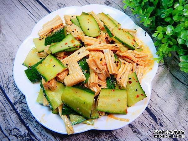 15道葷菜熱菜做法，10道涼菜下酒菜做法，簡(jiǎn)單易做，待客備用