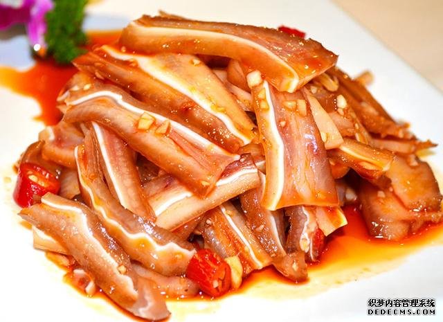 15道葷菜熱菜做法，10道涼菜下酒菜做法，簡(jiǎn)單易做，待客備用