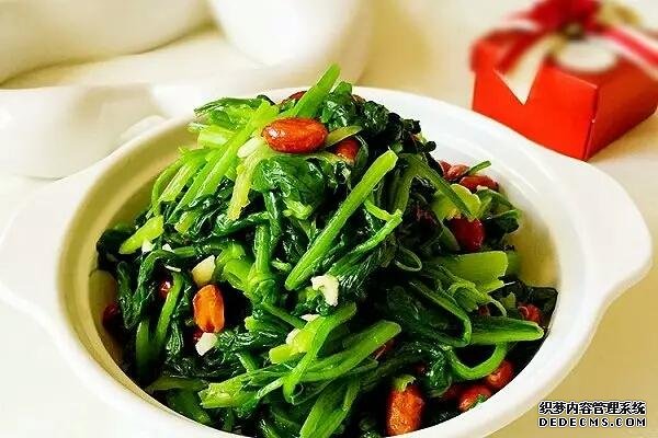 15道葷菜熱菜做法，10道涼菜下酒菜做法，簡(jiǎn)單易做，待客備用