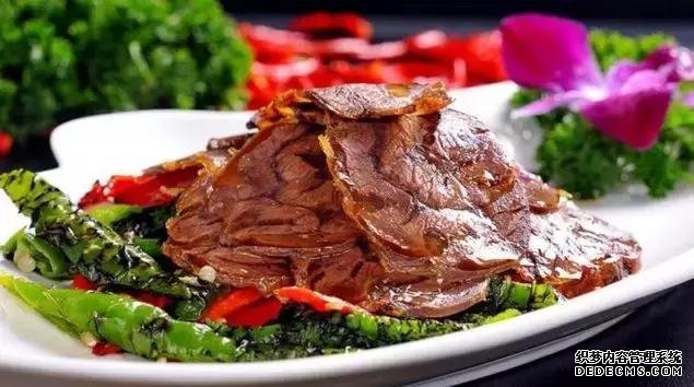 舌尖上的誘惑：燒椒拌牛肉、掛漿茄子、香芋丸，好味道在家做