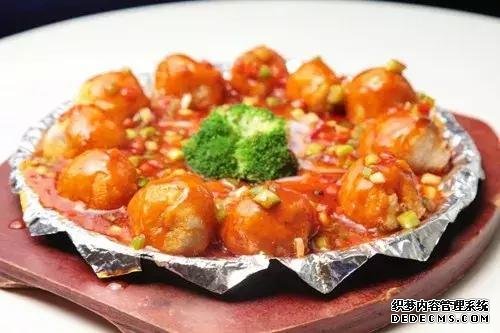 舌尖上的誘惑：燒椒拌牛肉、掛漿茄子、香芋丸，好味道在家做