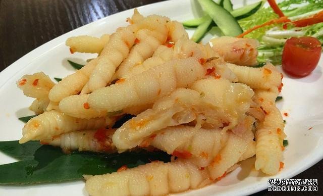這幾道美食配上啤酒，相當(dāng)不錯(cuò)，越吃越有味