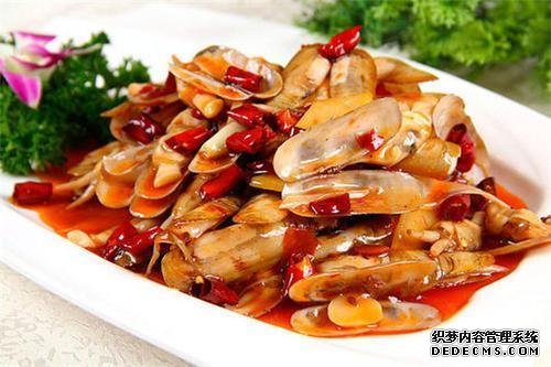 這幾道美食配上啤酒，相當(dāng)不錯(cuò)，越吃越有味