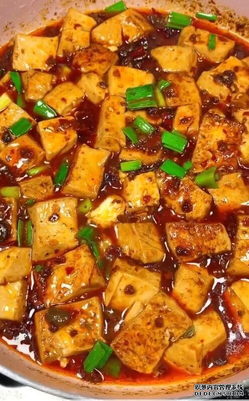 麻婆豆腐的家常做法，口感順滑，麻辣鮮香，這個竅門一定要記住