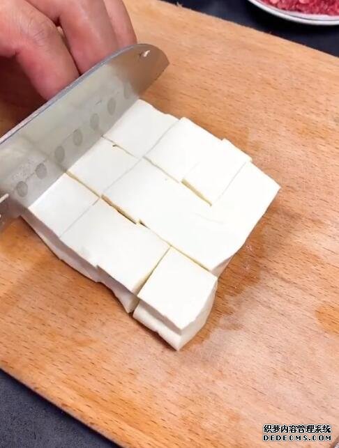 麻婆豆腐的家常做法，口感順滑，麻辣鮮香，這個竅門一定要記住