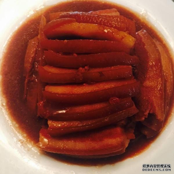 年夜飯推薦：腐乳扣肉，蔥油拌海帶，糖醋排骨的做法