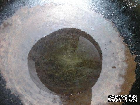 家庭版自制水煮肉，肉嫩軟滑，麻辣鮮香，每次做都不夠吃