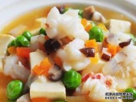 香蕉酸奶三明治、芝士紅薯餅、豆腐肉夾這幾道家常菜的做法