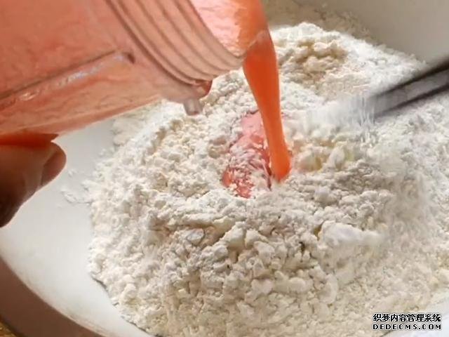 蘿卜渾身都是寶，教你秘制新吃法，不炒不燉不炸，出鍋全家流口水