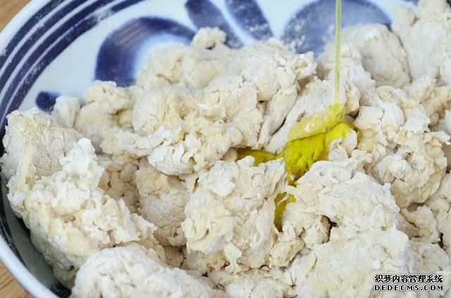 1個(gè)蘋果，3個(gè)雞蛋，教你一個(gè)想不到的做法，連吃10天都不會膩