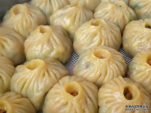 春天超火的懶人包子，不用發(fā)面，包好直接蒸，出鍋就被搶光