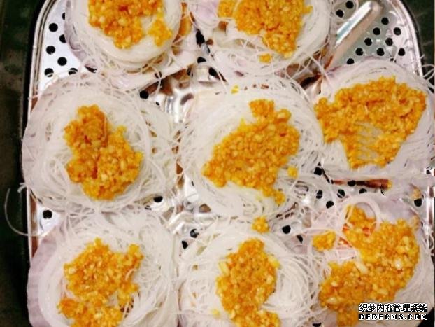 十分鐘搞定蒜蓉粉絲扇貝，料足味鮮全家愛吃，比外面賣的好吃百倍