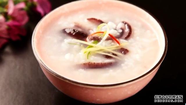 海參還能這樣吃：詳細(xì)泡發(fā)方法和做法步驟，滋補(bǔ)養(yǎng)顏，強(qiáng)身抗衰老