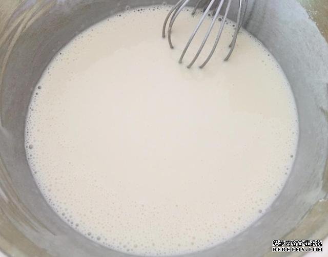 宅在家里做甜品雪媚娘，軟軟糯糯，入口即化，做法超簡(jiǎn)單，零失敗
