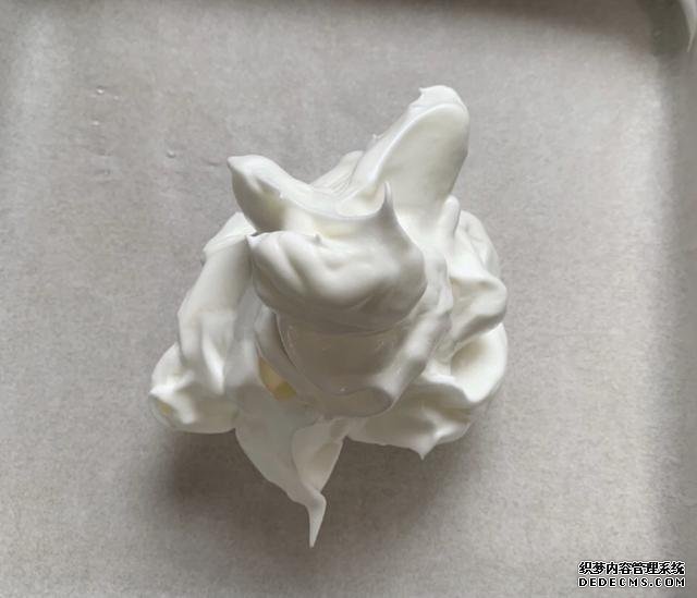 全蛋白舒芙蕾，低糖無油，超輕盈的口感，好吃到爆