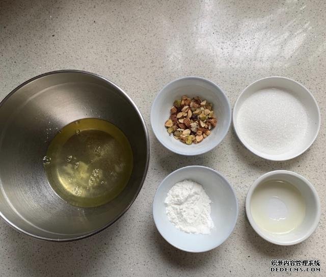 全蛋白舒芙蕾，低糖無油，超輕盈的口感，好吃到爆