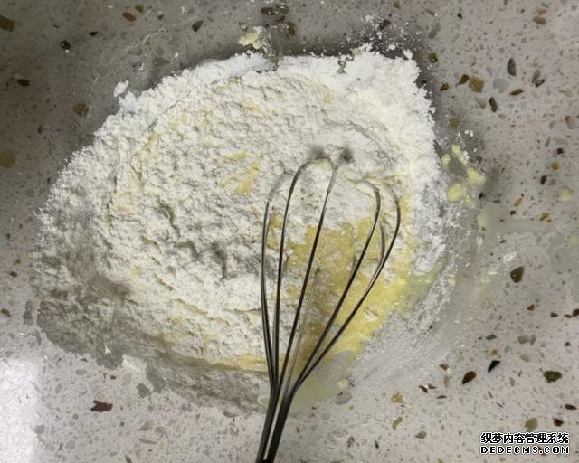雞蛋這么美味的做法，估計沒有人嘗試過，在國外可是很流行