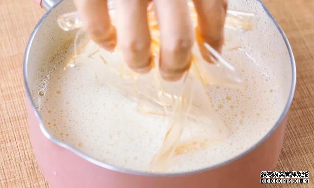 超順滑的豆?jié){布丁比豆腐嫩比蛋撻濃！減肥的你千萬別錯過
