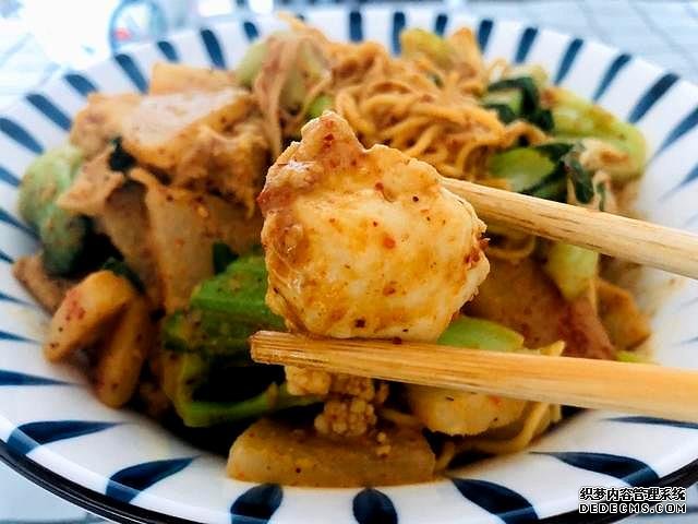 天熱沒食欲，我家就來一碗這個(gè)開胃菜，快速上桌，麻辣鮮香特過癮