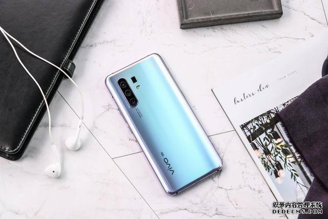 雙模5G直降300元！4350mAh+AMOLED屏+8GB，網(wǎng)友：終于等到了