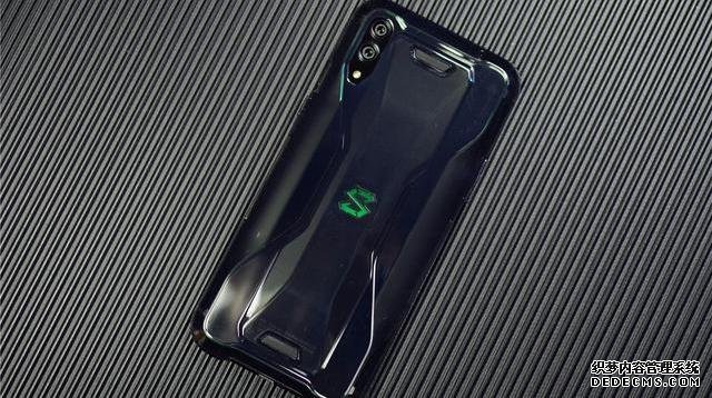 從3799跌至2699！液冷散熱+4000mAh+8GB+256GB，網(wǎng)友：終于等到了
