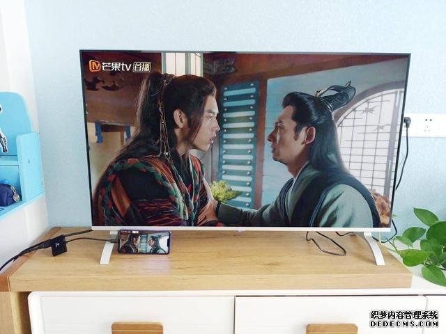做個抬頭黨，畢亞茲Type-C轉(zhuǎn)HDMI、VGA轉(zhuǎn)換器給你大屏追劇體驗
