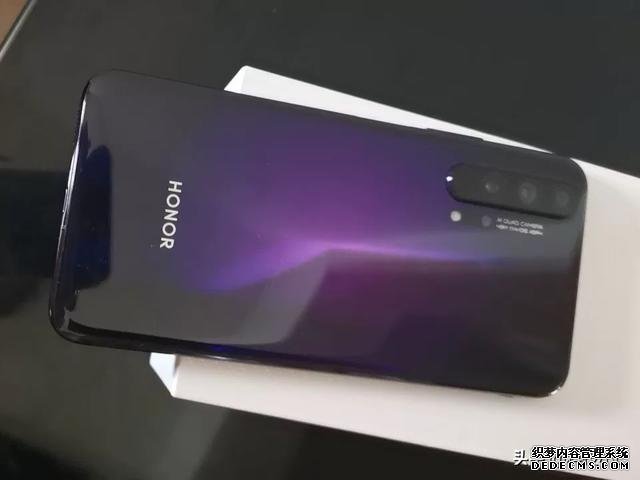 華為4G旗艦機加速清倉，8+256GB跌至兩千出多，還有雙光學防抖