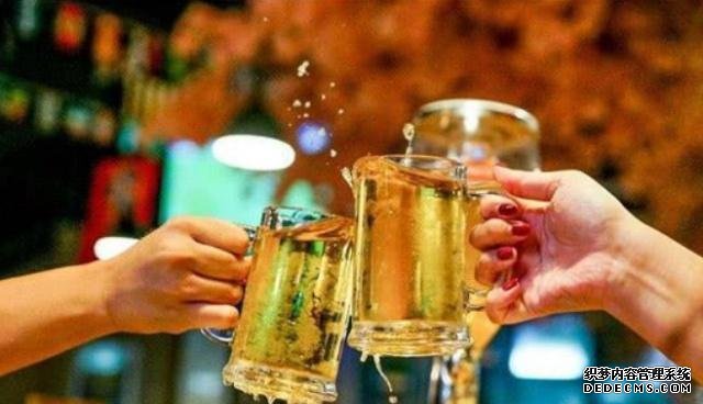 不能久放的4種酒，除了啤酒，這三種白酒也在內