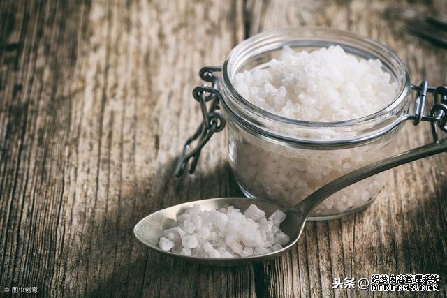 健康飲食，請(qǐng)牢記“4個(gè)不可少，一個(gè)不可多”，身體棒棒的